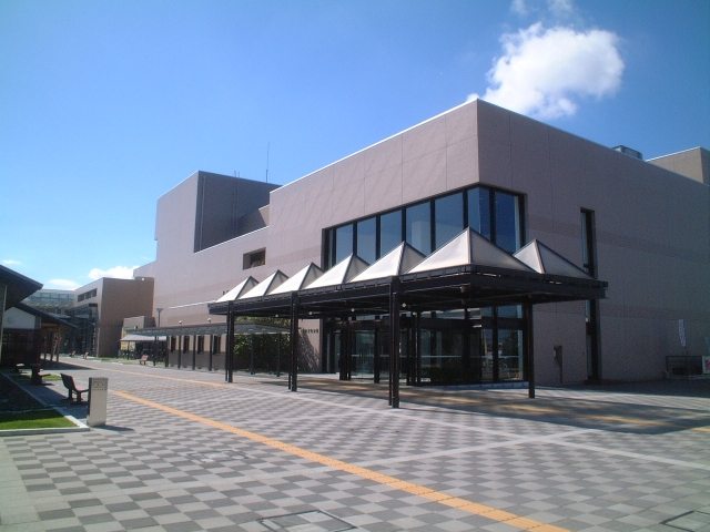 朝倉市総合市民センター(ピーポート甘木)